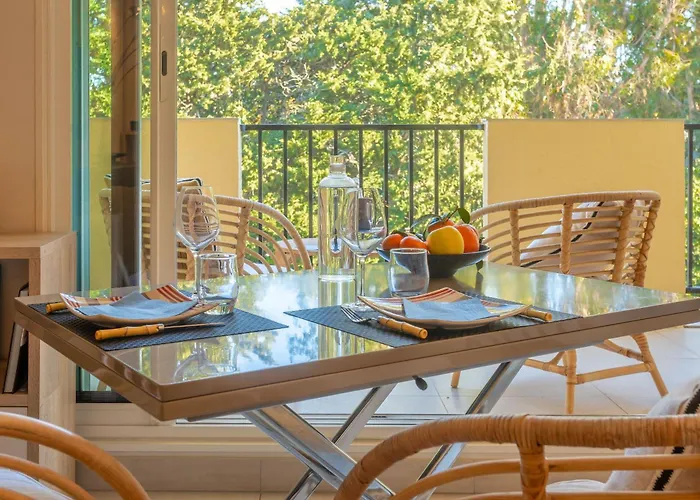 Moderne St Tropez Σαιν-Τροπέ