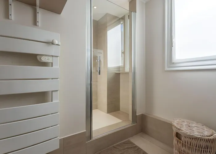 Moderne St Tropez Apartament *